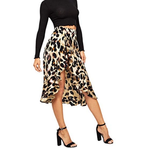 Dresses & Skirts - Midi Skirt Ruffle Trim Leopard Print High Slit M
